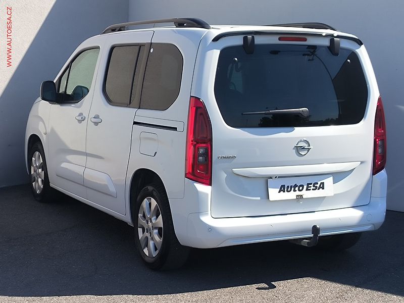 Opel Combo (2022) 1.5CDTi, 1.maj,ČR, Elegance - fotka 6 z 18