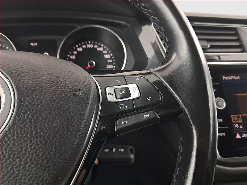 Volkswagen Tiguan Allspace (2018) 1.4 TSI, Tempomat - fotka 17 z 18