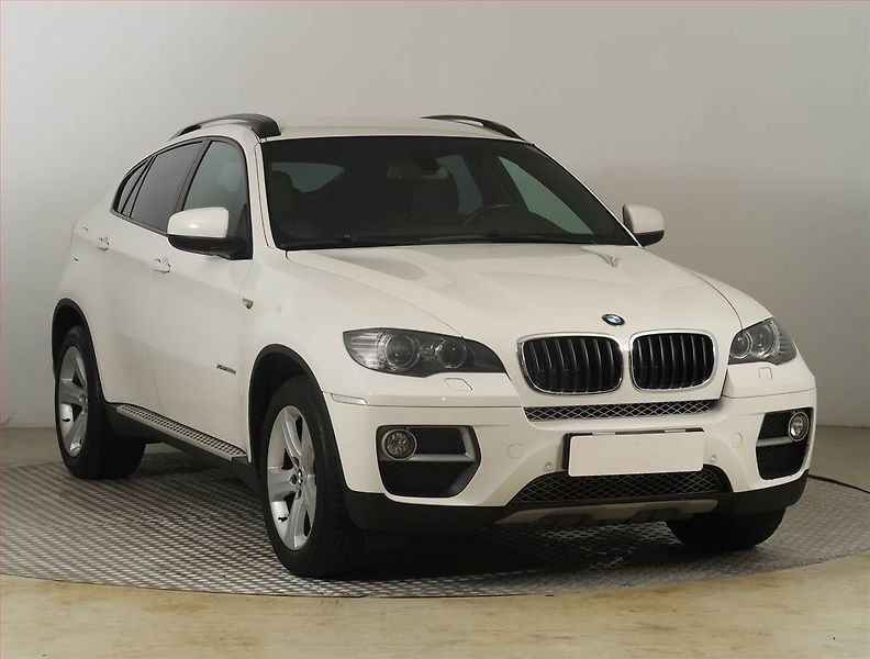 BMW X6 (2013) xDrive30d, 4X4, Automat - fotka 1 z 27