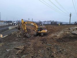 Přestavba mimoúrovňové křižovatky Kosmonosy pokračuje i v roce 2025.