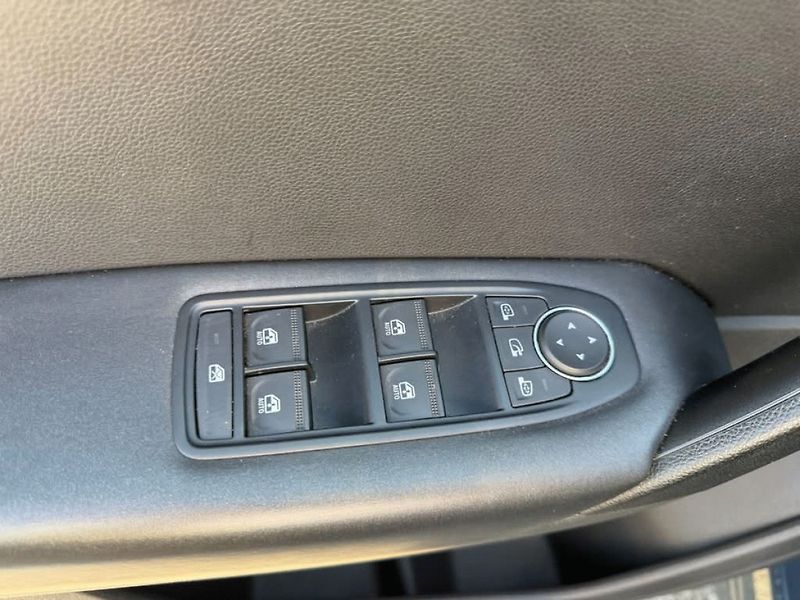 Renault Captur (2022) TCe 100 Zen LPG - fotka 21 z 33