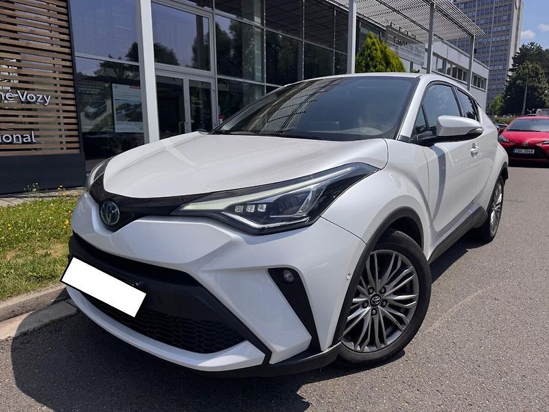 Toyota C-HR 2.0 Executive - fotka 4 z 13