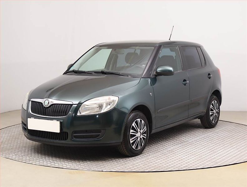 Škoda Fabia (2008) 1.4 16V, Tempomat - fotka 2 z 17