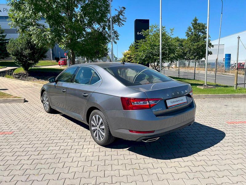 Škoda Superb (2022) STYLE 2.0TSI 206KW 4X4 DSG - fotka 18 z 23
