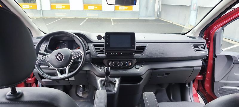Renault Trafic (2022) - fotka 8 z 19