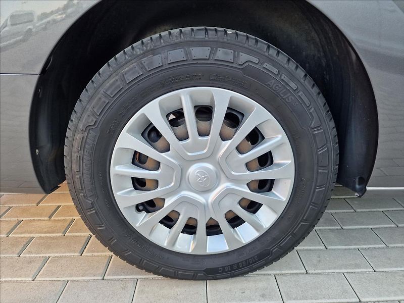 Toyota ProAce Verso 2.0 D-4d 106kw L2 Shuttle, ČR - fotka 45 z 50