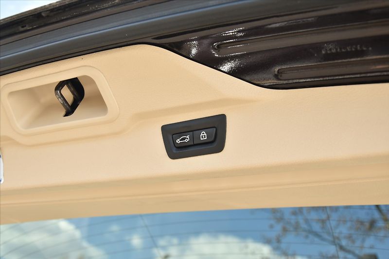 BMW X5 xDrive 40d 230kW PANORAMA - fotka 26 z 26
