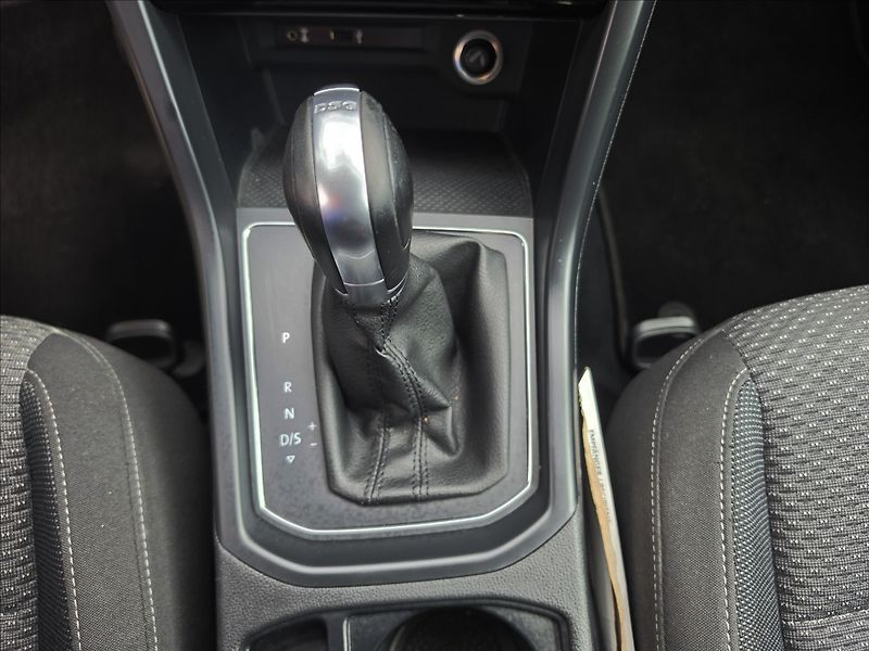 Volkswagen Touran 1,4 TSi 110KW DSG 7 MÍSTNÝ - fotka 23 z 52
