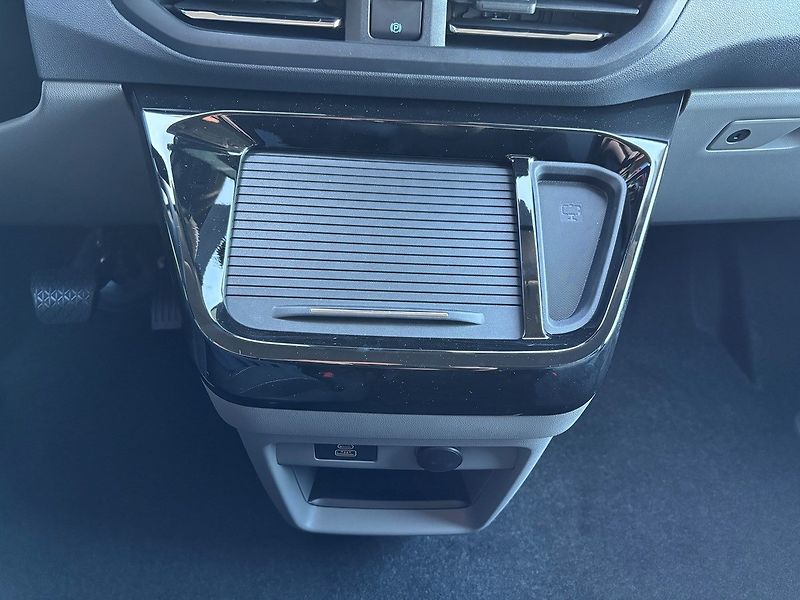 Ford Tourneo Custom (2026) Titanium L1, Tourneo, 2.0 EcoB - fotka 20 z 33