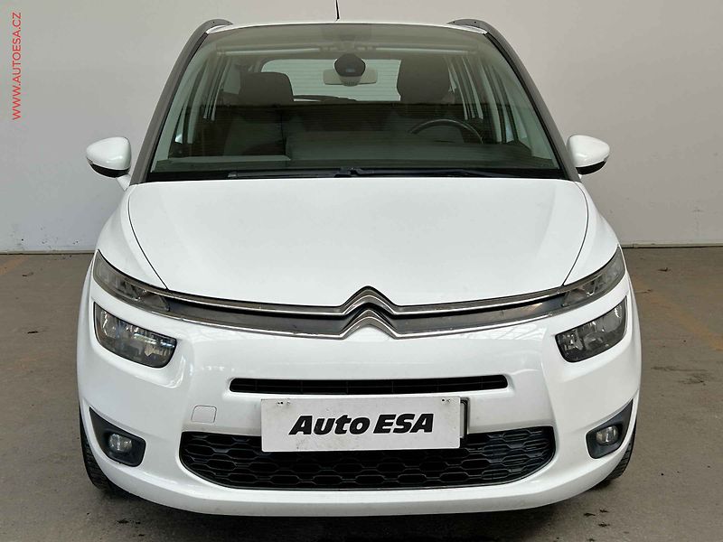 Citroën C4 Picasso (2015) 2.0HDi, 1.maj, Navigace - fotka 2 z 17