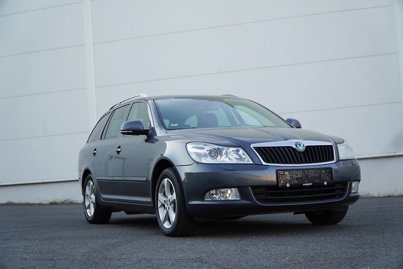 Škoda Octavia 1.4 TSI 90kW ELEGANCE - fotka 3 z 30