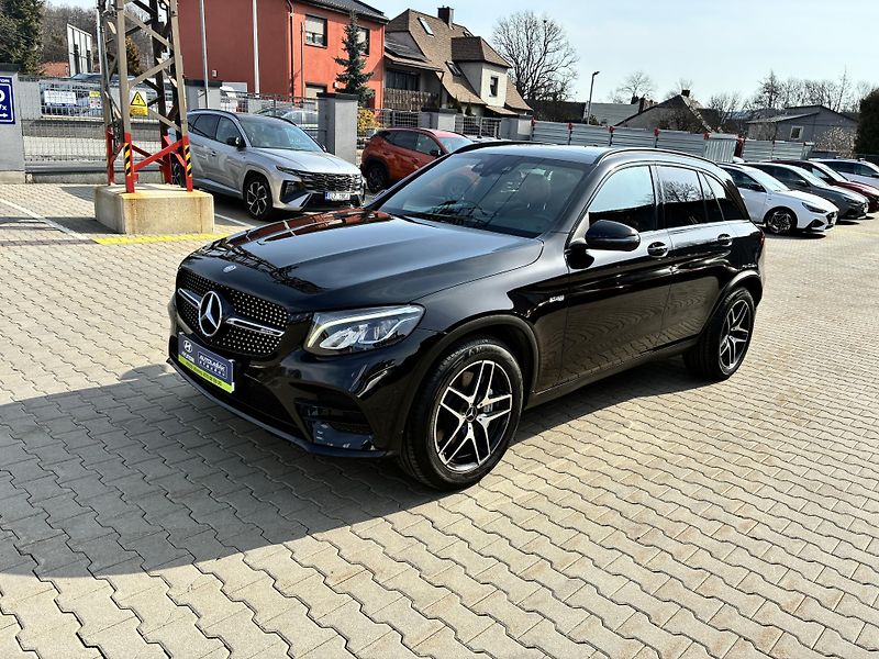 Mercedes-Benz GLC 43-AMG3.0-V6 270kW REZERVACE - fotka 3 z 36