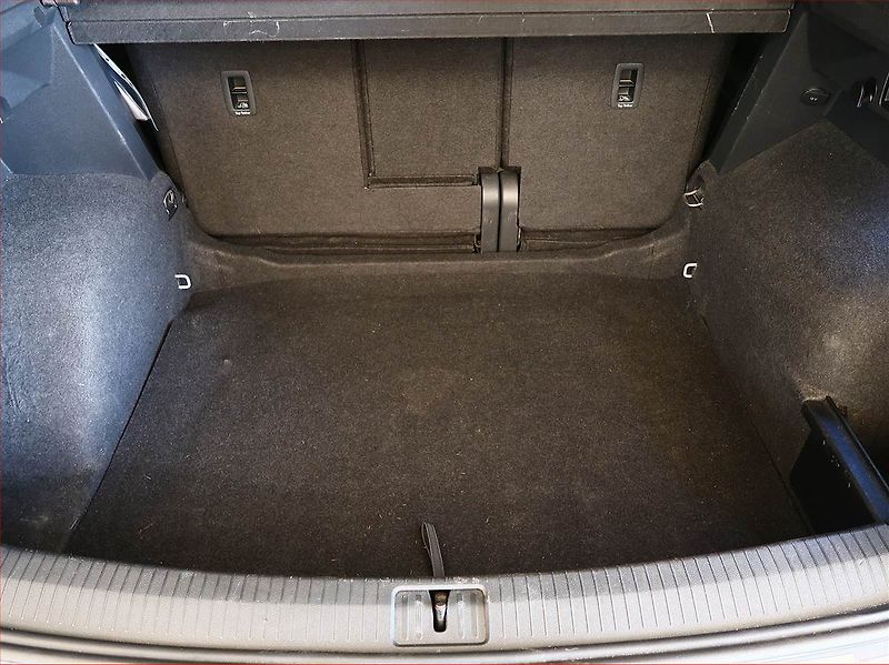 Volkswagen Tiguan (2019) 2.0 TDI - fotka 14 z 22