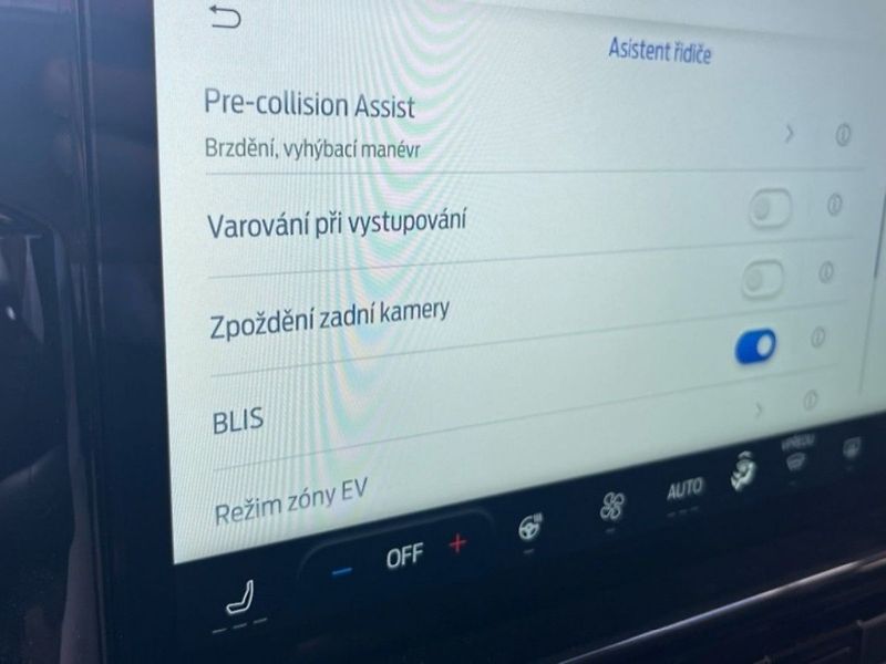 Ford Tourneo Custom 2.5PHEV,171KW,CZ,DPH,1.MAJ - fotka 21 z 24