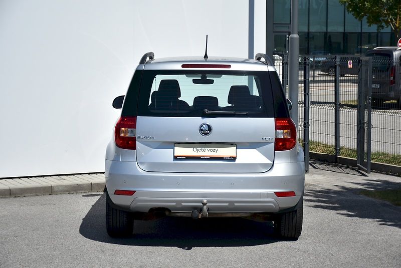 Škoda Yeti (2016) Ambition Plus 1.2 TSI 81kW - fotka 10 z 32