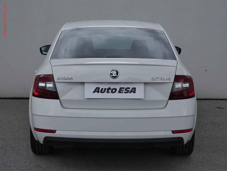 Škoda Octavia (2019) 1.5 TSi, ČR, Style, DSG - fotka 5 z 21