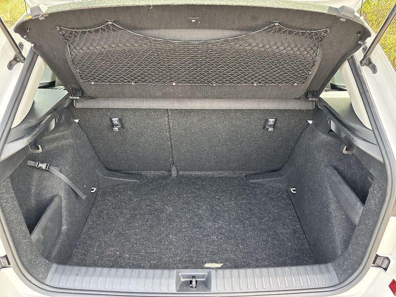 Škoda Kamiq (2021) 1.0 TSI DSG Style - fotka 30 z 31
