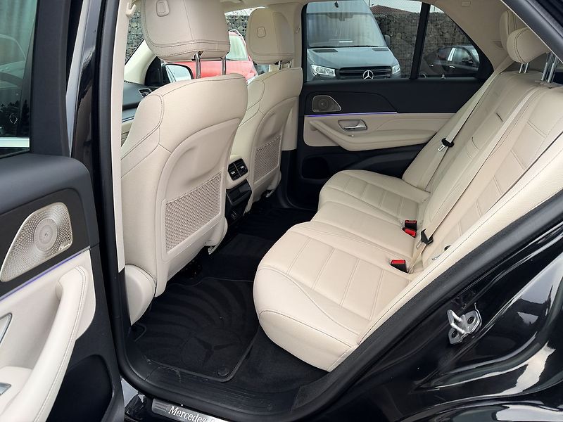 Mercedes-Benz GLE 400d 4MATIC - fotka 14 z 29