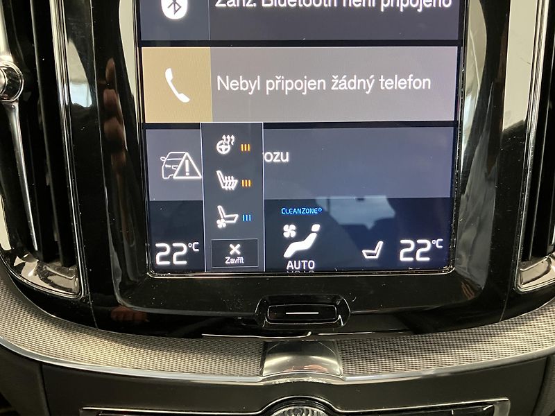 Volvo XC60 T6 AWD R-Design POLESTAR AT8 - fotka 38 z 57