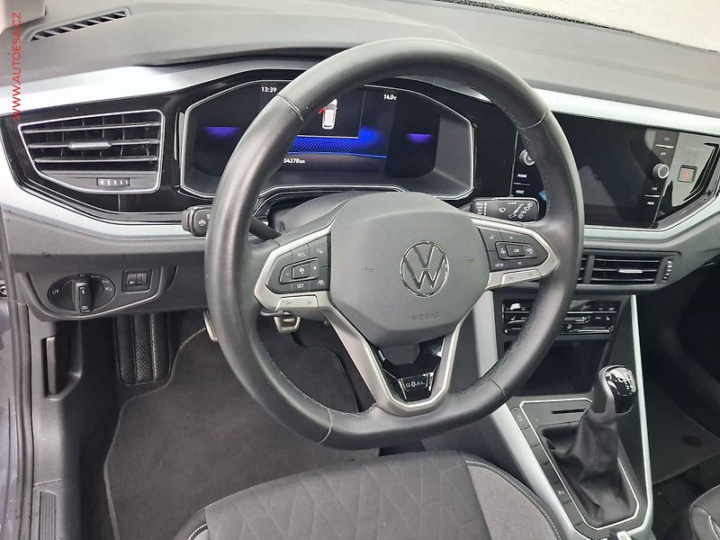 Volkswagen Taigo (2025) 1.0 TSi, Goal - fotka 12 z 18