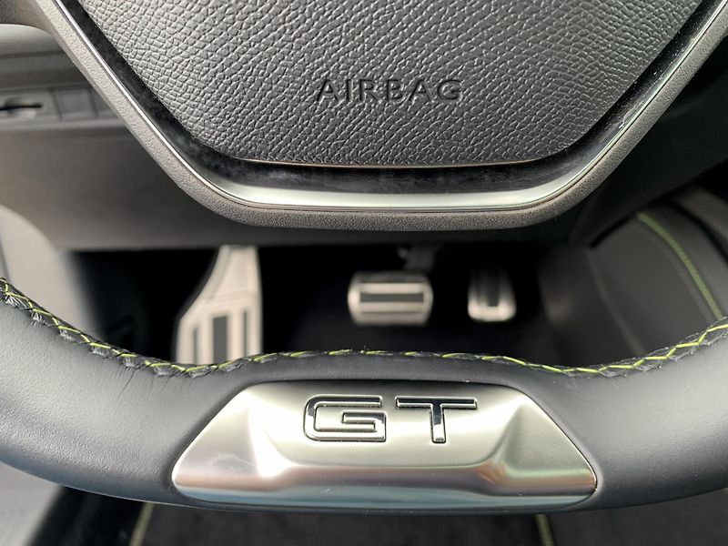 Peugeot 308 SW GT 1.6 PHEV 133kW AT8 - fotka 19 z 37