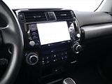 Toyota 4Runner 4,0 L V6 202kW 4WD AUT LED - náhled 17