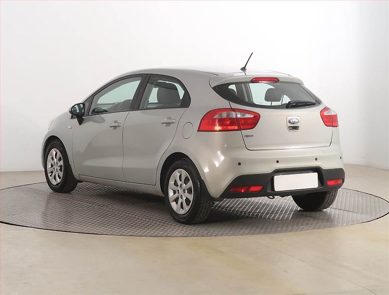 Kia Rio (2012) 1.25 CVVT, Serv.kniha - fotka 4 z 15