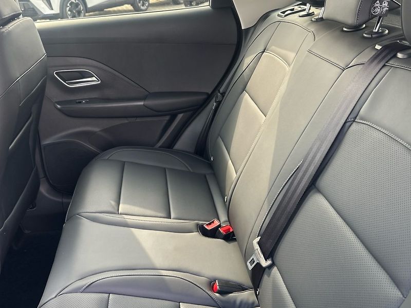 MG ZS (2026) 1,5 Hybrid+ Exclusive - fotka 9 z 20