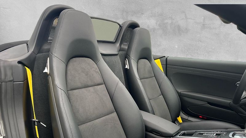 Porsche Boxster 718 - fotka 17 z 29