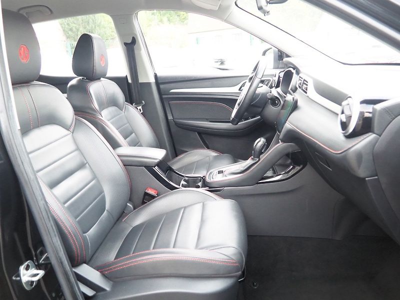 MG ZS (2023) ICE 1.0T-GDI, Luxury - fotka 17 z 38