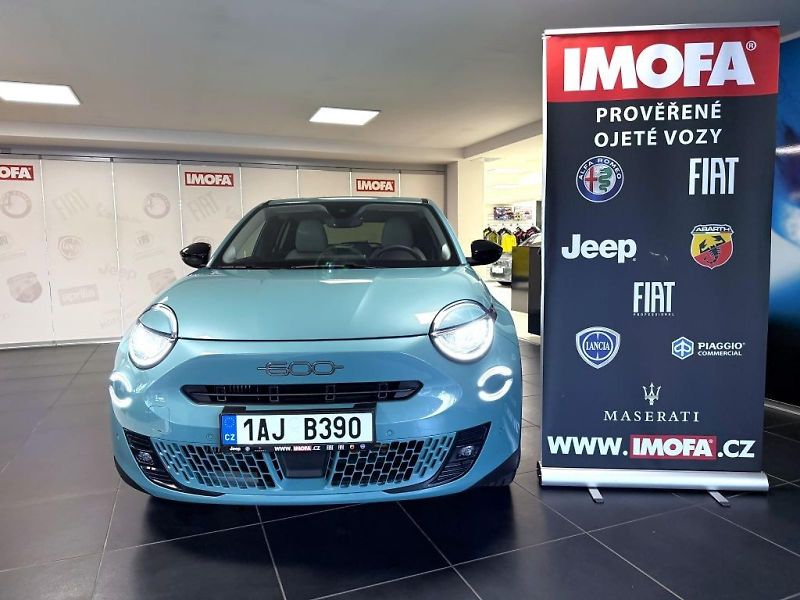 Fiat 600 (2025) 1.2 Turbo Hybrid 145k MHEV eDC - fotka 2 z 19