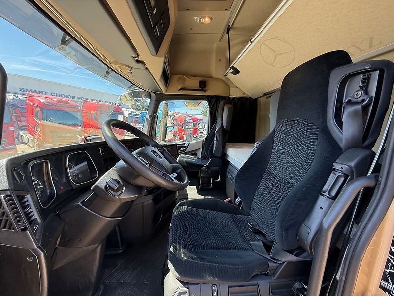 Mercedes-Benz 1845 Actros EURO 6 MEGA/lowdec - fotka 13 z 20