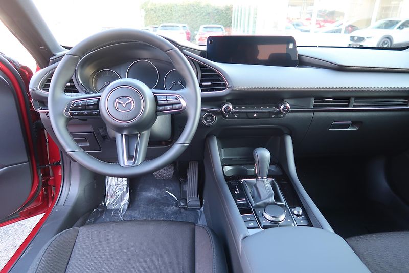 Mazda 3 (2026) HB 2.5 G140 AT Exclusive-line - fotka 8 z 21