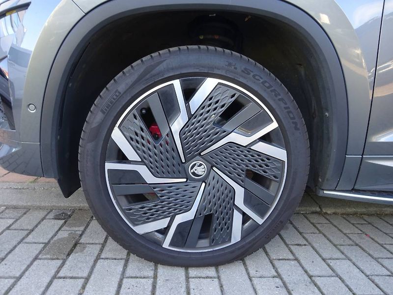 Škoda Kodiaq (2022) 2,0 TSi/180kW  RS  DSG 4x4 - fotka 30 z 30