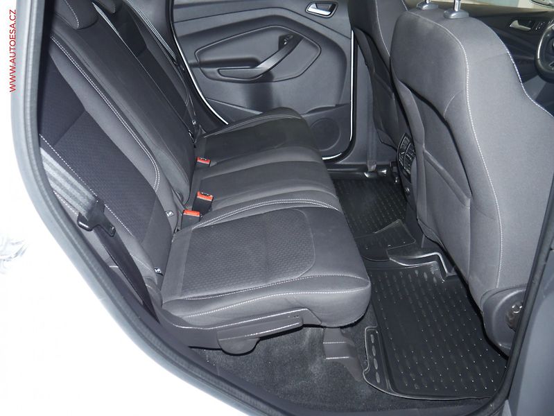 Ford Kuga (2018) 1.5EB, Navi, TZ - fotka 11 z 20