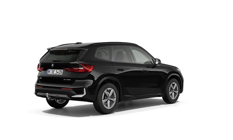 BMW X1 xDrive23d - fotka 2 z 4