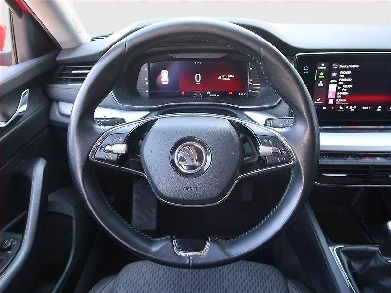 Škoda Octavia (2021) 2.0 TDI, Serv.kniha, Tempomat - fotka 17 z 17