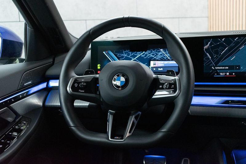 BMW Řada 5 540d xD ///M*ZÁRUKA*TAŽNÉ*ČR 1 - fotka 19 z 51