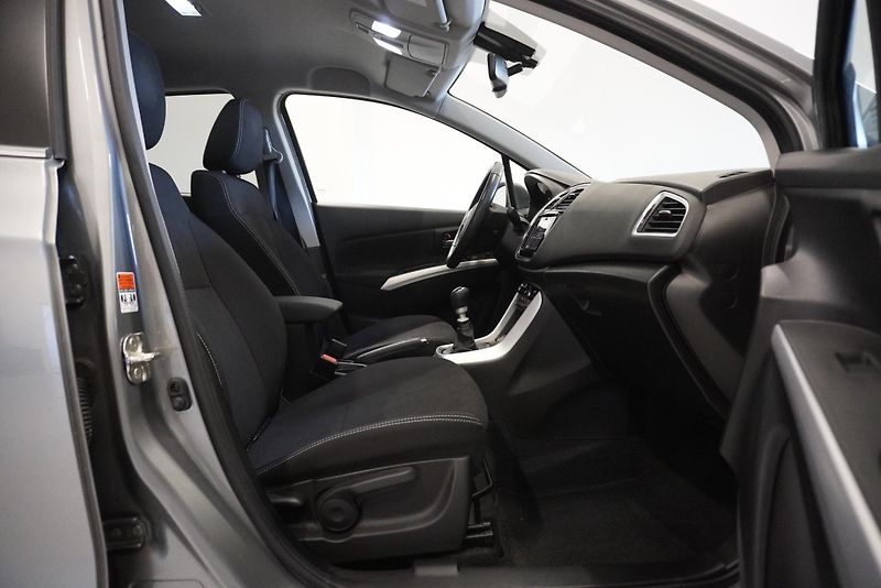 Suzuki SX4 S-Cross S-CROSS  1,4 BOOSTERJET MHEV - fotka 23 z 27