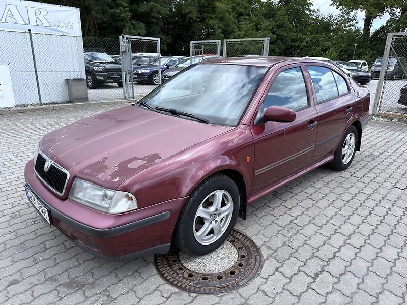 Škoda Octavia 1.9 TDI 66 kW klima - fotka 1 z 16