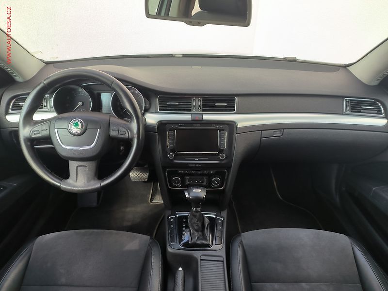 Škoda Superb (2008) 3.6 FSi 4x4, Elegance, AT - fotka 8 z 22