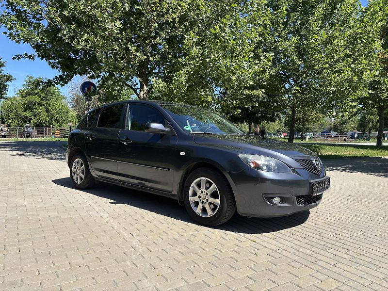 Mazda 3 1.6 Sport Active - fotka 14 z 28