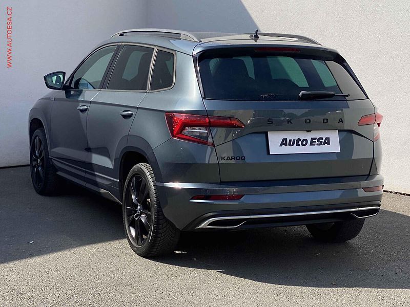 Škoda Karoq (2020) 1.5 TSi, SportLine, DSG, TZ - fotka 6 z 19