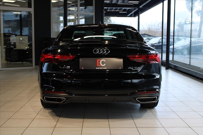 Audi A5 Coupé 40 TDi quattro S Line AC - fotka 5 z 35