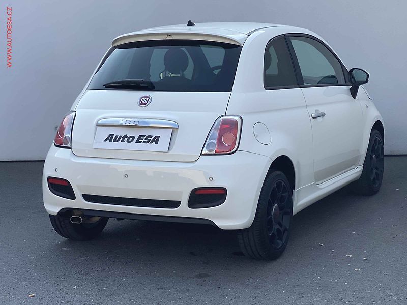 Fiat 500 (2015) 1.2i, Sport, +kola - fotka 4 z 16