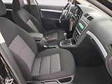 Škoda Octavia (2010) Ambiente 1.6 TDI, Serv.kniha - náhled 9