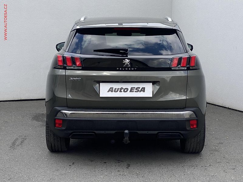 Peugeot 3008 (2018) 2.0 HDi, ČR, Active - fotka 5 z 19