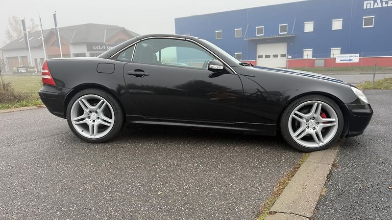 Mercedes-Benz SLK (2000) 320 AUT 160KW MB KOLA18 KLIMA - fotka 6 z 24