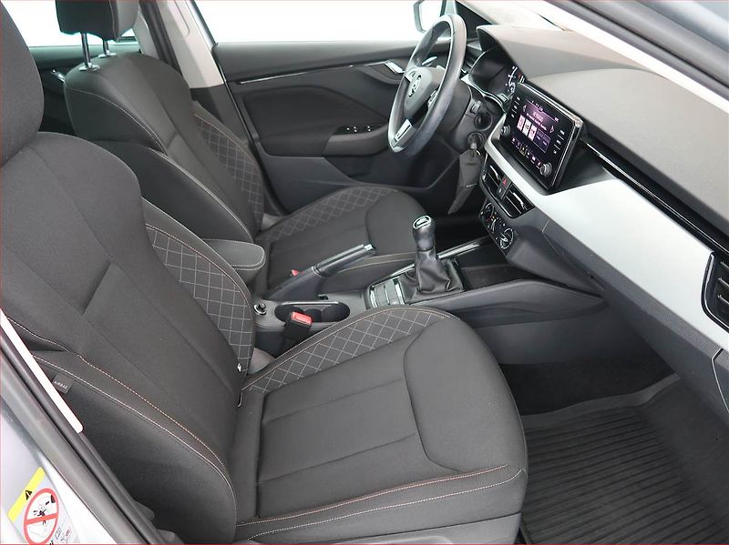 Volkswagen ID.3 (2020) 1st (62 kWh), SoH 89% - fotka 7 z 28