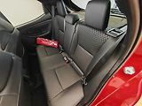 Toyota Yaris 1.5 TNGA HEV Executive VIP - náhled 18